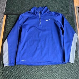 NIKE THERMA-FIT / LARGE